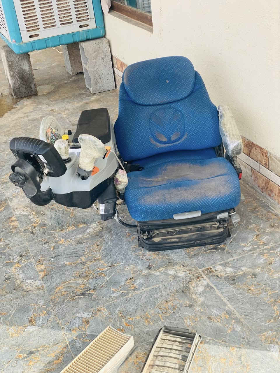 يالله تنضيف شامل للتبريد جميع انواع مكائن تفصيخ وتنضيف كمبرسر تبريد شحن الغاز عناية ممتازة ماعليك بس تتصل ***********
