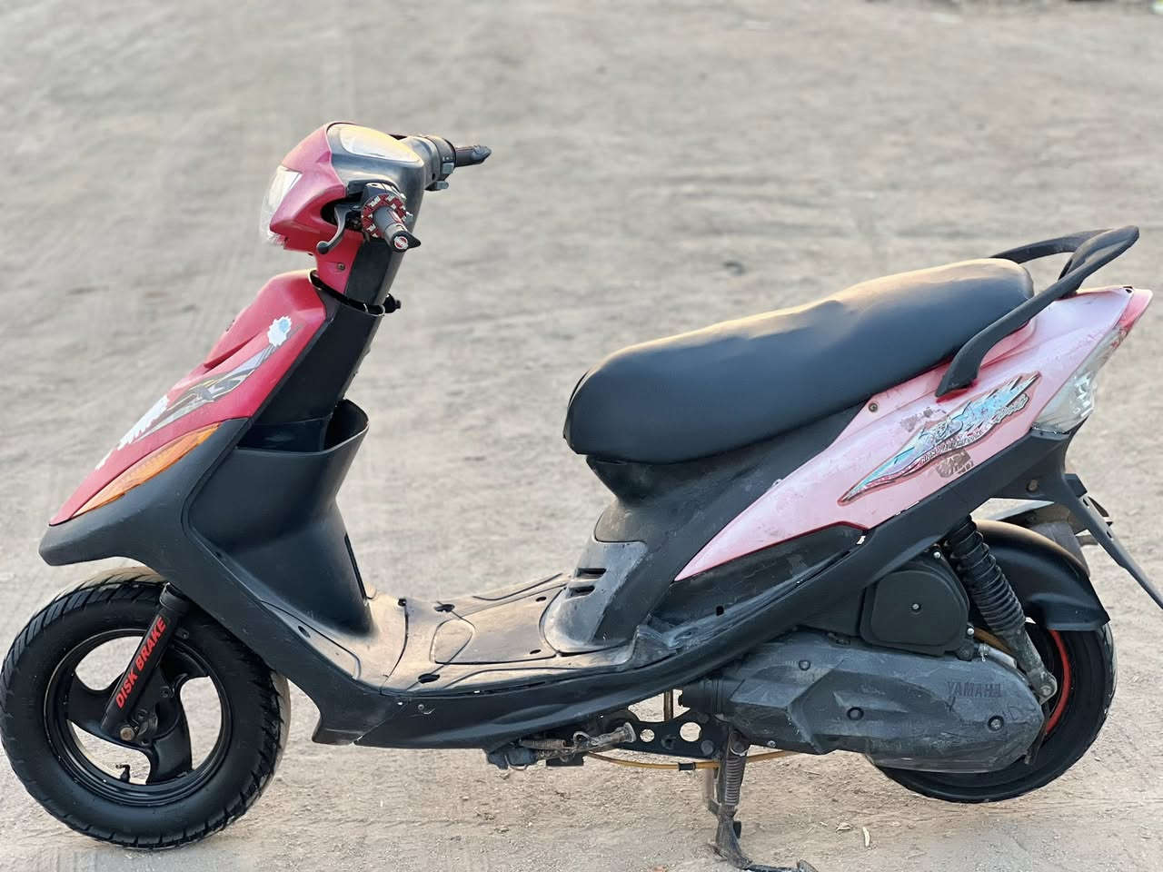 السلام عليكم ماكس عدله ((مامفتوحه٤٩ بلاد)) جيب مصلح وتعال افحص الدراجه كله شغاله لايت سلف نكره اشاير دبلات امامي خلفي مكينه ماتنسمع كفرد بلادي 
مكاني//قرنه// نهر الباشا 
رقمي//***********
السعر//٨٠٠ ((بيع او مراوس))
