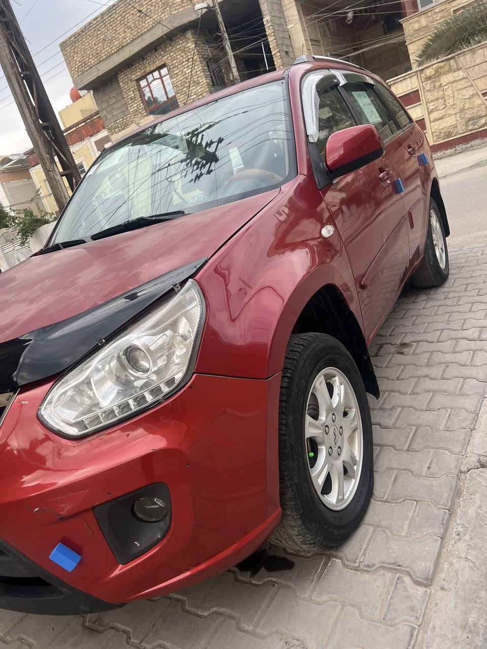 السلام عليكم للبيع
شيري تيكو موديل 2013 
سياره جديده لاضربه ولاتبديل  ولا صبغ مكينه كير تبريد كله مكفول سياره جديده تخم تاير جديد صدر امامي وخلفي جديد كهربايتها كلها تشتغل بأسمنه تحويل مباشر رقم بغداد انكليزي 
السعر 58وبيها مجال 
الرقم*********** 
العنوان بغداد الجديدة شارع المسبح
