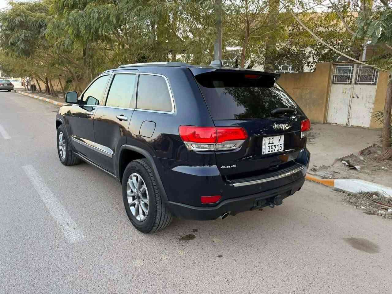 البيع جيب موديل 14امريكي حادث كلير امريكيه 5قطع سياره فول مواصفات ع الفتحه ماشيه 178محرك شركه وكير مكاني بغداد المحموديه بيع ومراوس ترهم ***********
