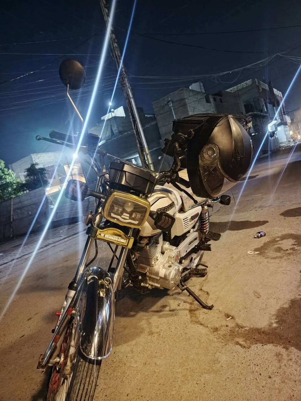 سلام عليكم دراجه سونك مديل 2025محرك 200cc دراجه جديده تجي وتشوفهه دراجه بصمه تشغيل عن بعد دراجه كامله شغل واطلع مناقصهه شي سعرهه 750 وبيهه مجال حك الجيه مكاني بغداد الحسينيه مال راشديه متواجد ع واتساب رقم ***********
