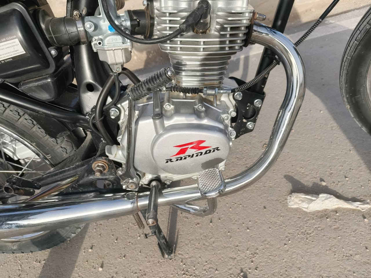 السلام عليكم دراجة (كلك كلك)تعميرة ٢٥مكينه بل جيس رابيدو سبع احرف  شاصي نامة جديد دراجه احلى من صورة وبية نهضة قوية السعر(700) الشراي يتصل على رقم *********** ومتواجد فيس مكاني  سوق الشيوخ
