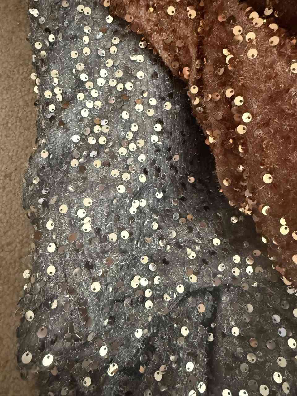 مرحبا بنات فساتين حجم خاص يلبس من وزن 90 لل 100  واكثر جديد مملبوس   سعرهن شلعه 50 الف  
تلبسين مهر وحنه وعرس. بسعر اجار فستان واحد


**إذا كنت صاحب هذا الإعلان وتريد حذفه لأي سبب، رجاءا أرسل رسالة إلى الدعم الفني**