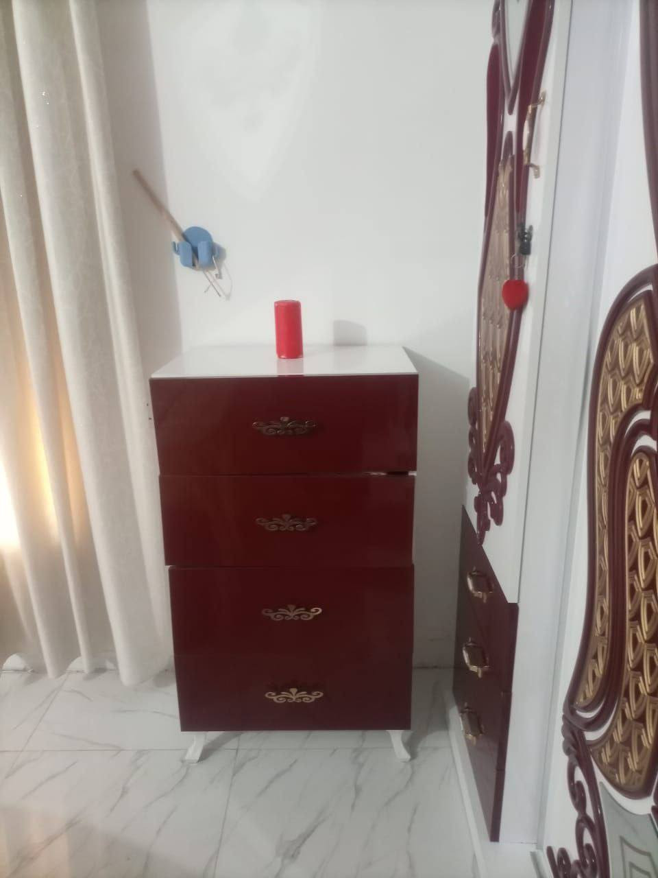 سلام عليكم غرفه للبيع سعر 750 مكاني بغداد ناحية الوحده قرب بسمايه ***********
