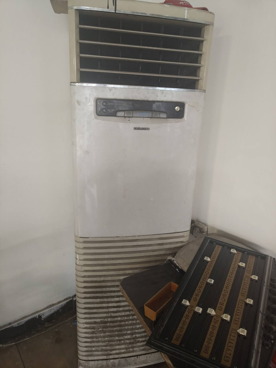 1 سبلت ميديا 5 طن نقص كومبريسر سعر الكومبريسر 375
2 سبلت جنرال 4 طن شغال كامل ع للفحص
3 سبلت سامسونك عاطل
التواصل خاص


**إذا كنت صاحب هذا الإعلان وتريد حذفه لأي سبب، رجاءا أرسل رسالة إلى الدعم الفني**