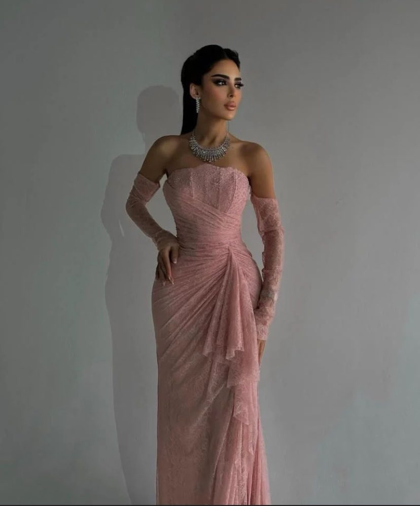 يلبس ٣٨-٤٠ سعره ٤٠ الف قفل
عندي توصيل


**إذا كنت صاحب هذا الإعلان وتريد حذفه لأي سبب، رجاءا أرسل رسالة إلى الدعم الفني**