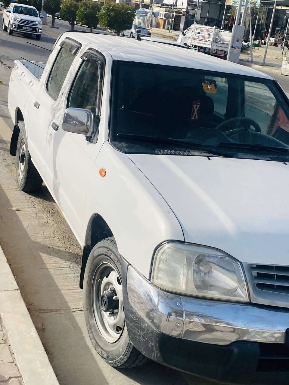 السلام عليكم اخواني الاعزاء للبيع فقط بدون مراوس نيسان بيكم شبوط مال مزاد وزارة الداخليه الكتاب مال مزاد كامل 2007 السياره بدون رقم بيه كتاب ترقم والترقيم ع مشتري  وللعلم الترقم مجاني ع دوله والكتاب موجود بالمنشور السياره كير ومكينه نضيفات حداديه تخم تاير غرفه نضيفه السياره مابيها أي حادث فقط مصبوغه للجماليه وكاله للمشتري الخاص مغلق فقط اتصال مكان السياره عامريه الرقم الهاتف//***********
