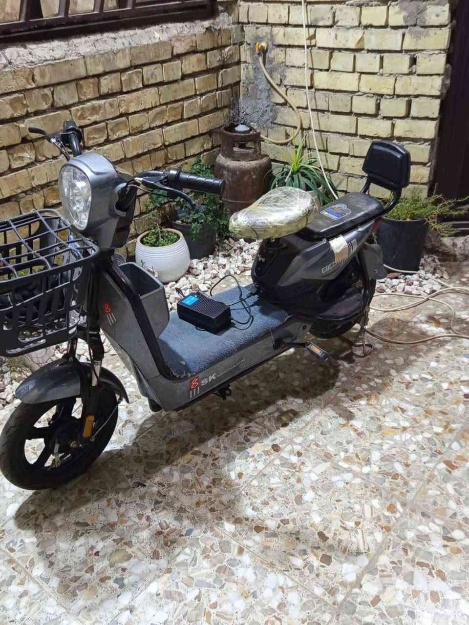 سلام عليكم بايسكل شحن للبيع كلشي شغال لايت  بطاريات اربعه وحد مبدله كلش جديده وحجم 15 مكان كربلاء حي الميلاد


**إذا كنت صاحب هذا الإعلان وتريد حذفه لأي سبب، رجاءا أرسل رسالة إلى الدعم الفني**