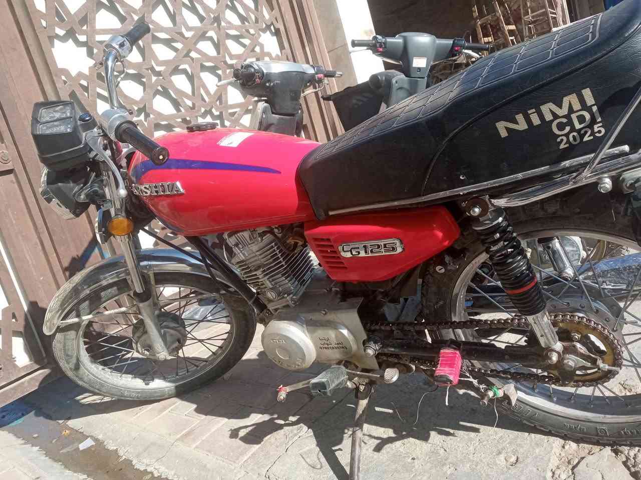 لبيع مديل 2016 دراجه احمد شهاب كله اوراق اصولي مو سكنر ***********
