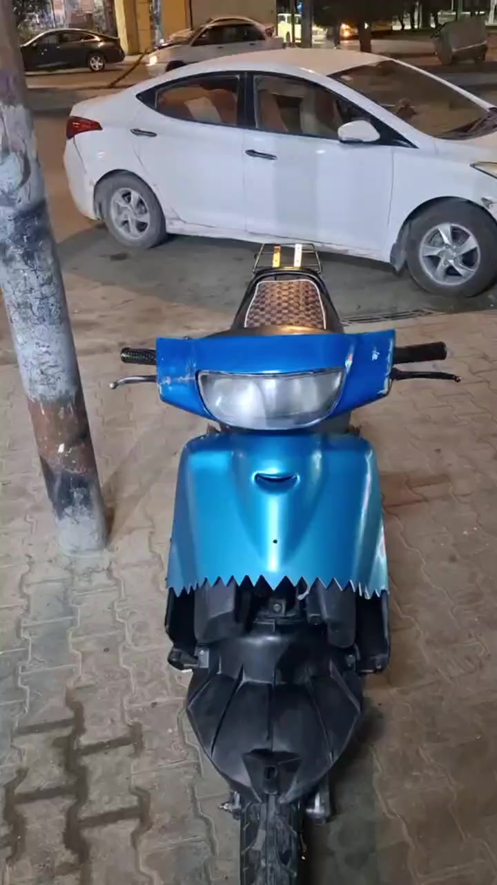 السلام عليكم
م ت ا ح 
دراجه فراشه اول فتحه للمكينه 
كهربائيات شغاله هندر واحد تشتغل 
عوزهه باتري + دكم تشغيل 
مكان نجف حي العسكري گبل 
***********
