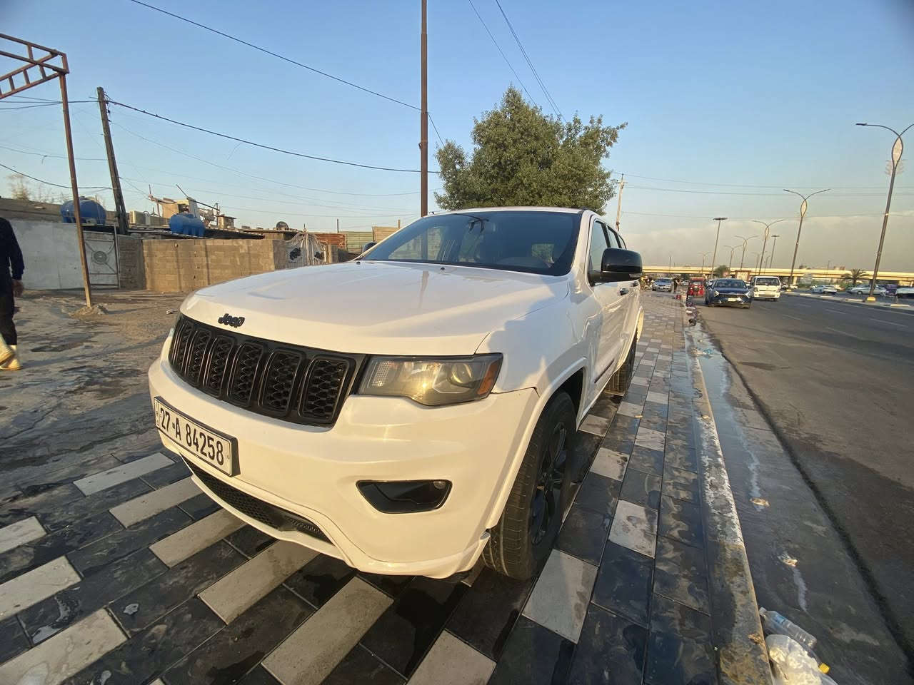 جيب موديل 16 مك انات صبغ  ‏رقمها ذي قار  ‏مكان السيارة بغداد رقم الهاتف *********** ￼￼￼
