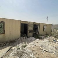 حاوية 12 متر للبيع نطام كرفان بيها غرفتين للاستفسار 07740568437