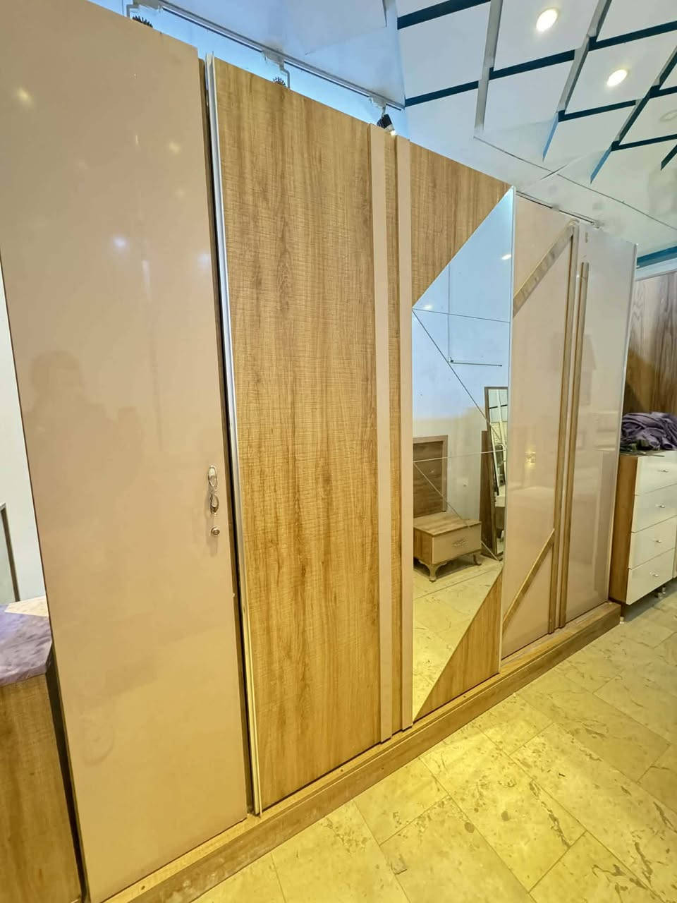 غرفه تركي 5قطع نضيفه السعر 300نجف حي جزيره
ياالله


**إذا كنت صاحب هذا الإعلان وتريد حذفه لأي سبب، رجاءا أرسل رسالة إلى الدعم الفني**