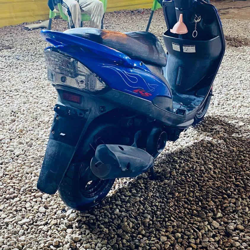 سلام عليكم دراجه ماكس عدله باله صار شهر طالعه من الرنبه جيب اكبر فيتر وتعال فحص الدراجه كهربايات كله شغاله لايت زنون بلاد يدات برسك تزويد بلاد برغي ما مفتوح بيه الدراجه ملاحص كفر زرك ختم واحد ويه المكينه الدراجه ما ناقصه برغي الستفسار *********** مكينه بلاد 49 كلشي بيه بلاد السعر تصل ودلل
