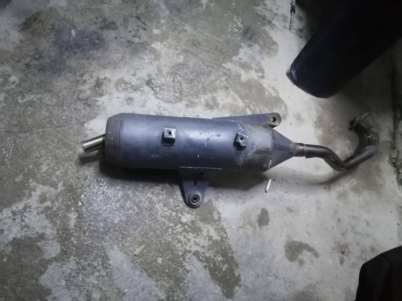 سلام عليكم صالنصه رياضي للبيع مال سكنس نثيه صالنصه جديده ام ختم ***********متواجد بس واتساب
