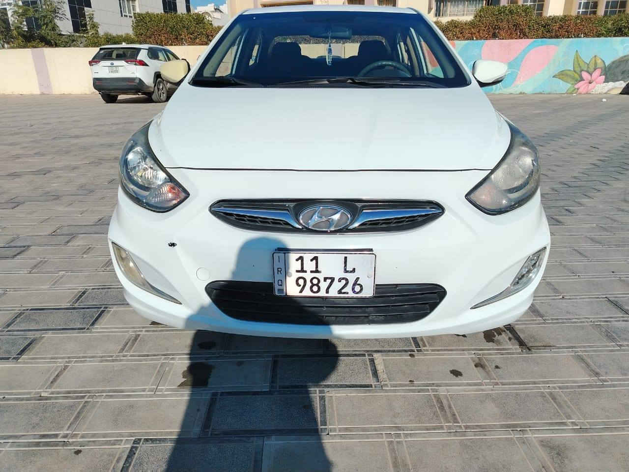 السلام عليكم 
اكسنت خليجية مال شركة العامة 
موديل 2013
رقم بغداد انكليزي بأسمنا 
ماشية 128 الف
بيها صبغ باب سايق ودعامية امامية وخلفية وصور السونار بالمنشور 
السيارة نظيفة حيل
محرك وكير مكفولات 
صدر جديد
اذاين محرك جدد
واشر قبغ ولفات جديد
دهن كير وفلتر جديد
ادامة كاملة للسيارة
تخم تاير جديد
باتري جديد
مابيها اي نقص ولابغري
السعر 107 وبيها مجال كلش بسيط 
مكاني بغداد حي الجامعة 
***********
*********** متواجد وتساب بغداد, العراق
