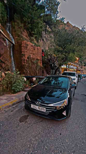 السلام عليكم النترا للبيع موديل 20 حادث جاملغ خلفي قبغ الجنطة صبغ فقط و الجاملغ خلفي مال سايق بارد فقط مكينة و كير و صدر و تبريد كلة كفالة سياره خير من الله منضومه  زنون ب ٢٥٠ الف شاده تخم تاير جديد سياره عله اخر حبه سعر ١٢٥ وبيه مجال عنوانه بغداد ***********
