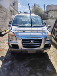 ستاركس 2006 كير جديد محرك خير من الله شواصي مو كلش نضيفه و السياره شوف...