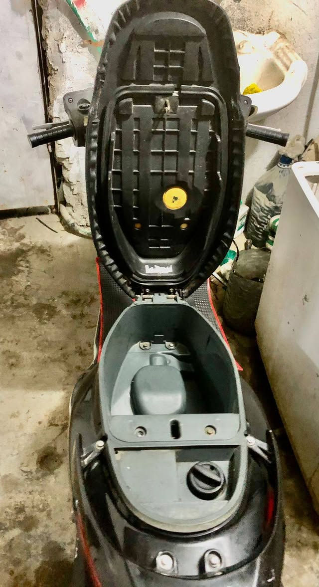 السلام عليكم بطريق ياباني فحل مديل 12 دراجه كفاله عامه كفرات كلها مختمه كلش جديده كلها بلاد من الطول لطول دراجه برغي مامفتوح بيه مامفتوحه نهائيا تخم تاير جديد لايتات شغاله عالي وناصي شغال سكنات شغاله واشاير شغاله گيج البانزين والعينه شغلات صطاب خلفي شغال حساسات بريك شغال دبلات ورا وكدام شغال جاهزه من الطول للطول كلش جديده بحالة شركه 850وبيها مجال لشراي يتصل ولموشراي لا يتصل ***********
