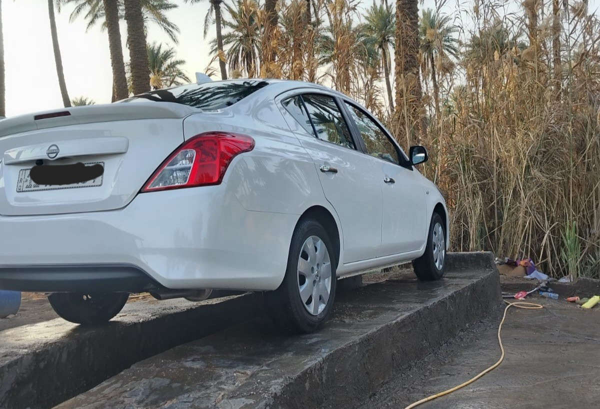 السلام عليكم نيسان سني موديل 2024 بليته زركه مكفوله كفاله عامه ماشيه 8 آلاف رقم السياره بغداد مكان بابل السعر 130 للإستفسار الاتصال ***********
