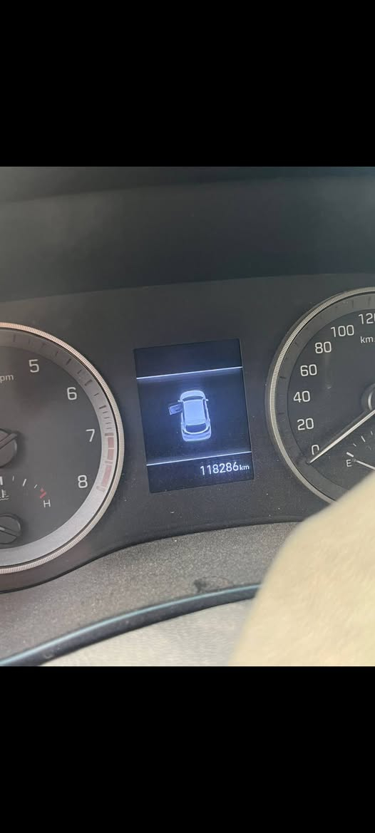 توسان موديل 20 خليجي مكفوله عدا كصه البنيد بارد قليل فول مواصفات عدا البانروما 190 وبيه مجال مكان بغداد البياع تحويل ثاني يوم***********
