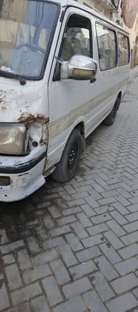 جنبي 2009 بدون راعي اتكفلك سرقه وعشاير سعر 19ورقه 07710327500