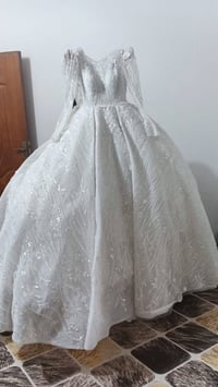 هاي البدله للبيع اللي يريد يشتري خلي يطب خاص07837065549