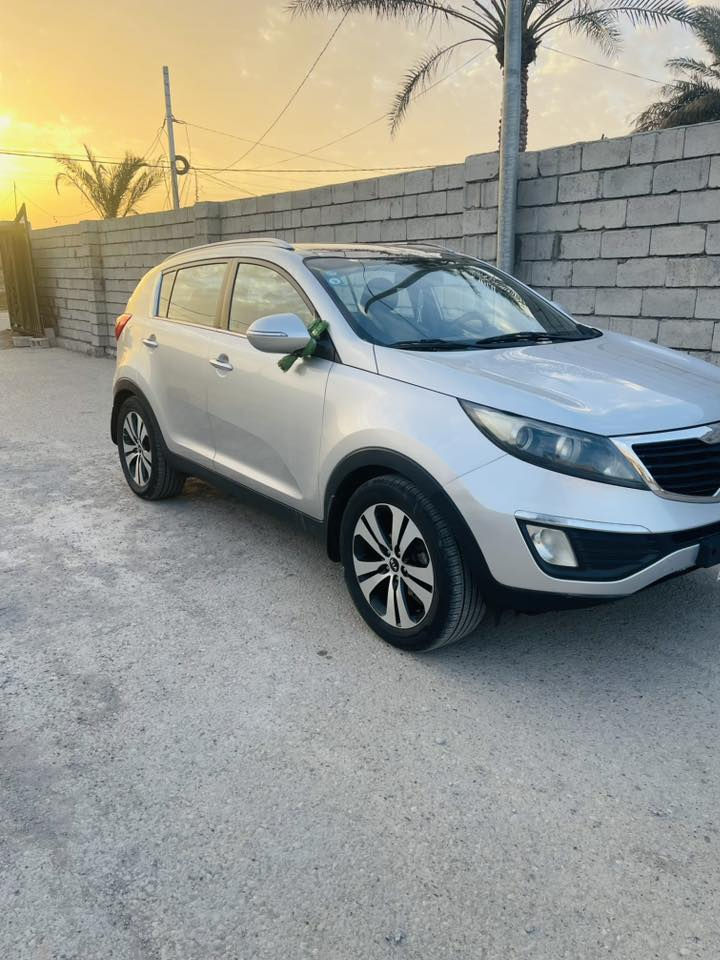 السلام عليكم سياره سبورتج خليجي موديل 2011
مكفوله نضافه فول السعر استفسار تصل ***********
