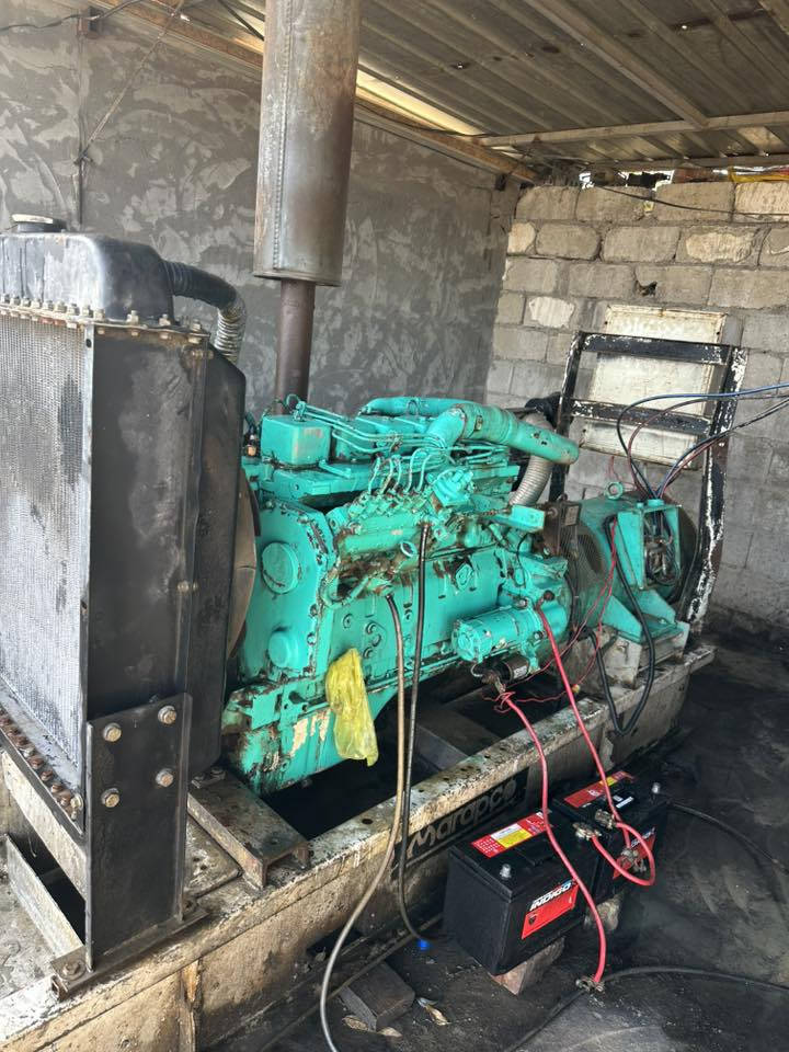 ‏مولد كمز ستة بستم 150 كيفي نظيف نظافة 90% شغال فول عنواني ديالى حاب يشتري يتصل على هذا￼***********
