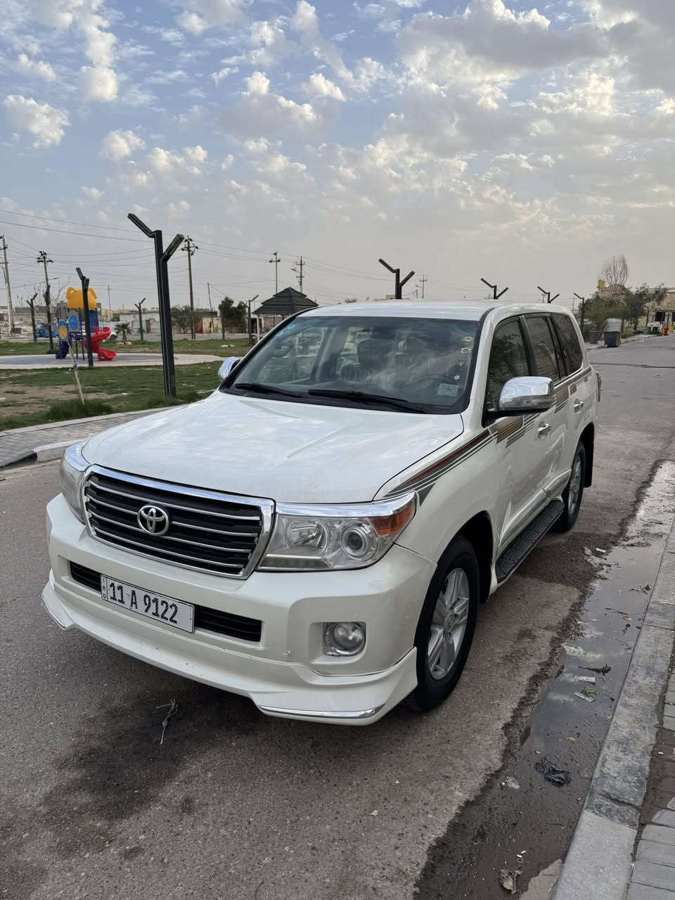 سلام عليكم لند كروز GX.R فول موصفات 2015كاز كاز 8 سلندر مكينه بل جيس سياره كامله من كل شي ما نقصه اي شي بيه ثلاث قطع
رقم الجديد تحويل ثاني يوم سعر منسب 365 وبيه مجال لل شراي مكان السياره البصره *********** خوان رسايل لحد يرسلني الشراي يتصال ما متواجد عل فيس
