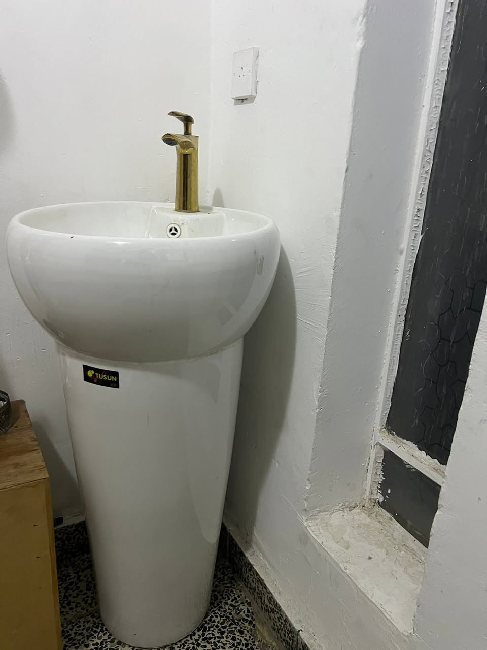 غراض مطعم للبيع ***********
