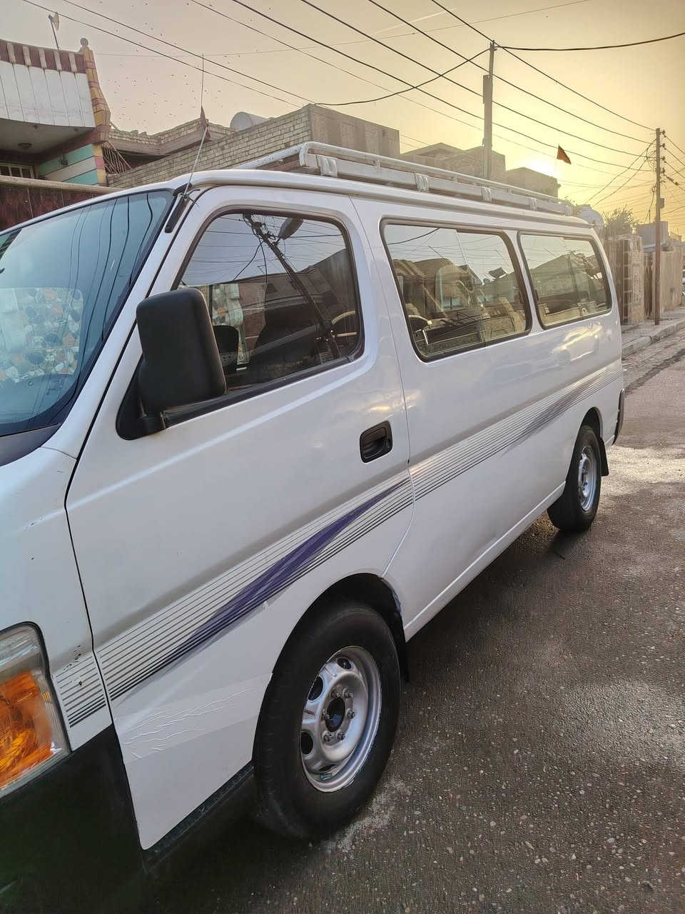 السلام عليكم سياره نسيان يروفان  موديل 2013 كفالة عامة وضع الشركة مكينة كير اكسنل حدادي  دوشمة جديدة السنوية ل 30 رقم انكليزي العنوان بغداد رقم الهاتف ***********
