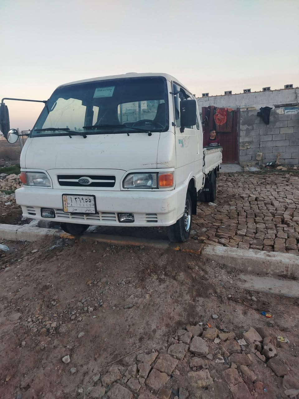 السلام عليكم، سيارة بنكو البيع مديل، ٩٦،، وهذا الرقم ***********
