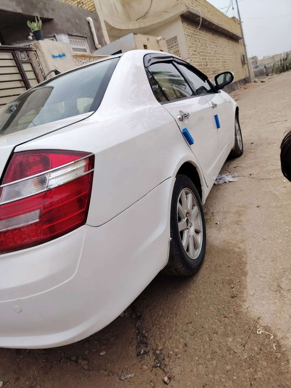 سلام عليكم  جيلي موبل موديل 13
سيارة خير من الله كير ومحرك شرط لا تنقيص ولا تبخير 

تخم تاير جديد تبريد شغال حدادية نص عمر غرفة جديدة 

سيارة مال بيت لو بيع او مراوس حسب لقناعة 

سعره50 وبيها مجال قليل

***********

***********

مكان العماره
