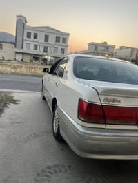 ٤ أبواب • ٢٠٠٣ • رانية