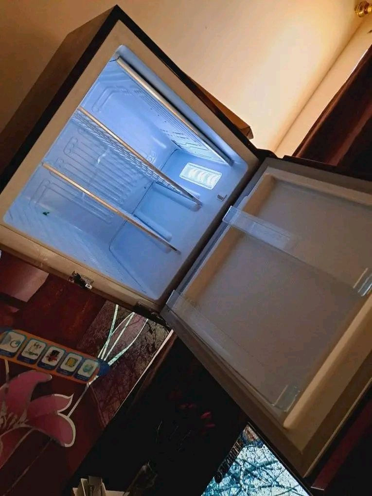 سلام عليكم مرخصت الادمن أغراض للبيع مكان لبياع شرطه الخامسه اي استفسار خاص غراض كلهن نظيفات شري خاص او اتصال عل رقم بي ***********
