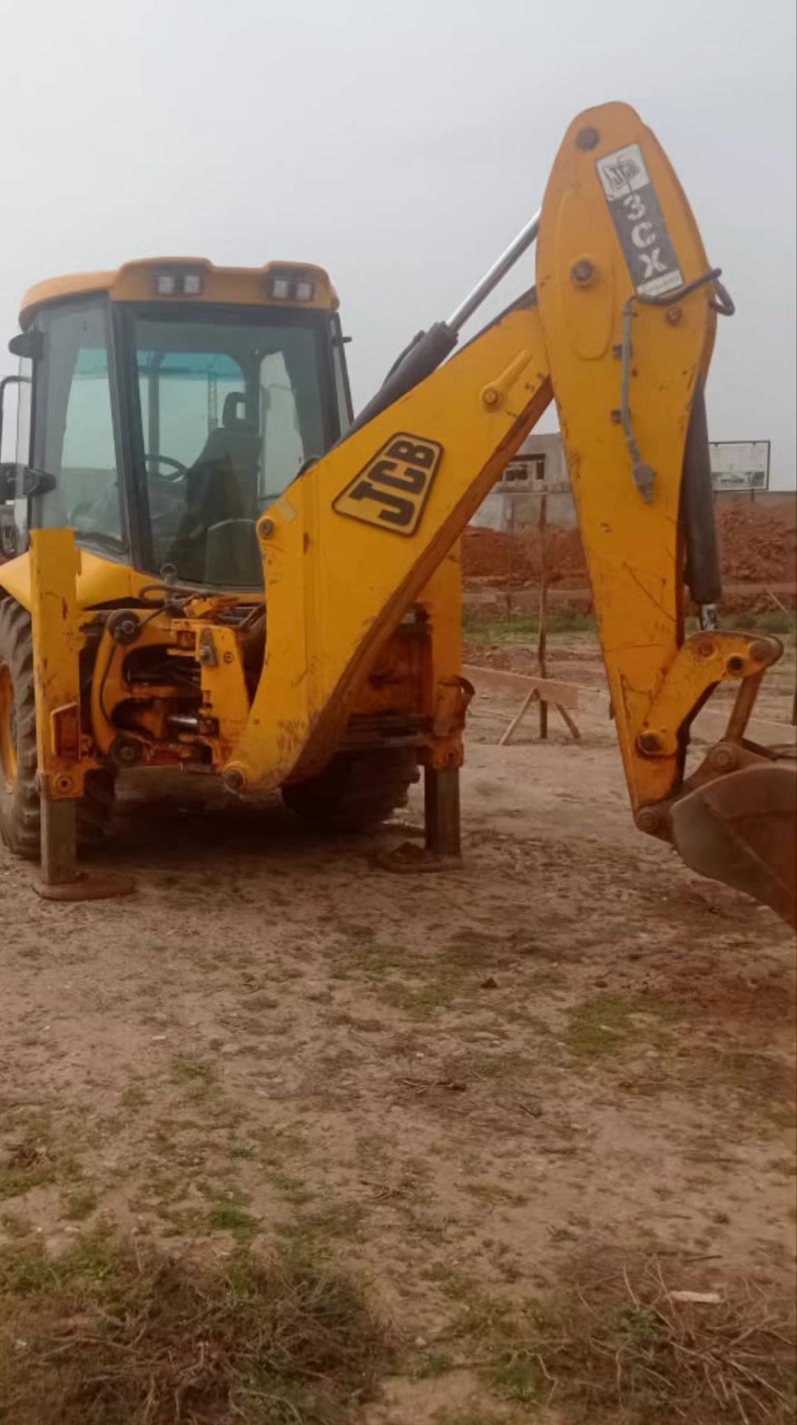 #jcb #اليات #بالمغرب #والعالم #العربي 
بسم الله الرحمن الرحيم والصلاه والسلام على اشرف الانبياء والمرسلين سيدنا محمد وعلى اله وصحبه اجمعين اما بعد :
إخواني الكرام بالنسبة لي درويش وبغا يكسب ماكينة على قد الحال هاني جبت ليكم موديل 2007 موطور جيسيبي عادية ومناييل الثمن لي طلب السيد 22 مليون مع المفاهمة رمضان كريم


**إذا كنت صاحب هذا الإعلان وتريد حذفه لأي سبب، رجاءا أرسل رسالة إلى الدعم الفني**