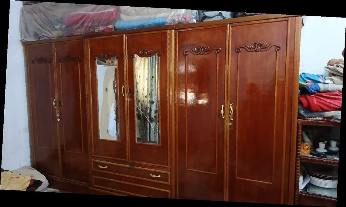 كنتور تسكام نظيف ماصارله هواي كشب ثكيل سعره 600وبي مجال رقم لهاتف***********
