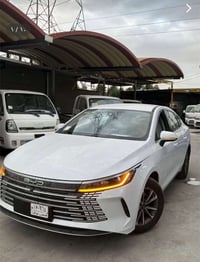 مكلف بالنشر  للبيع المستعجل 16 مليون.  07804485617