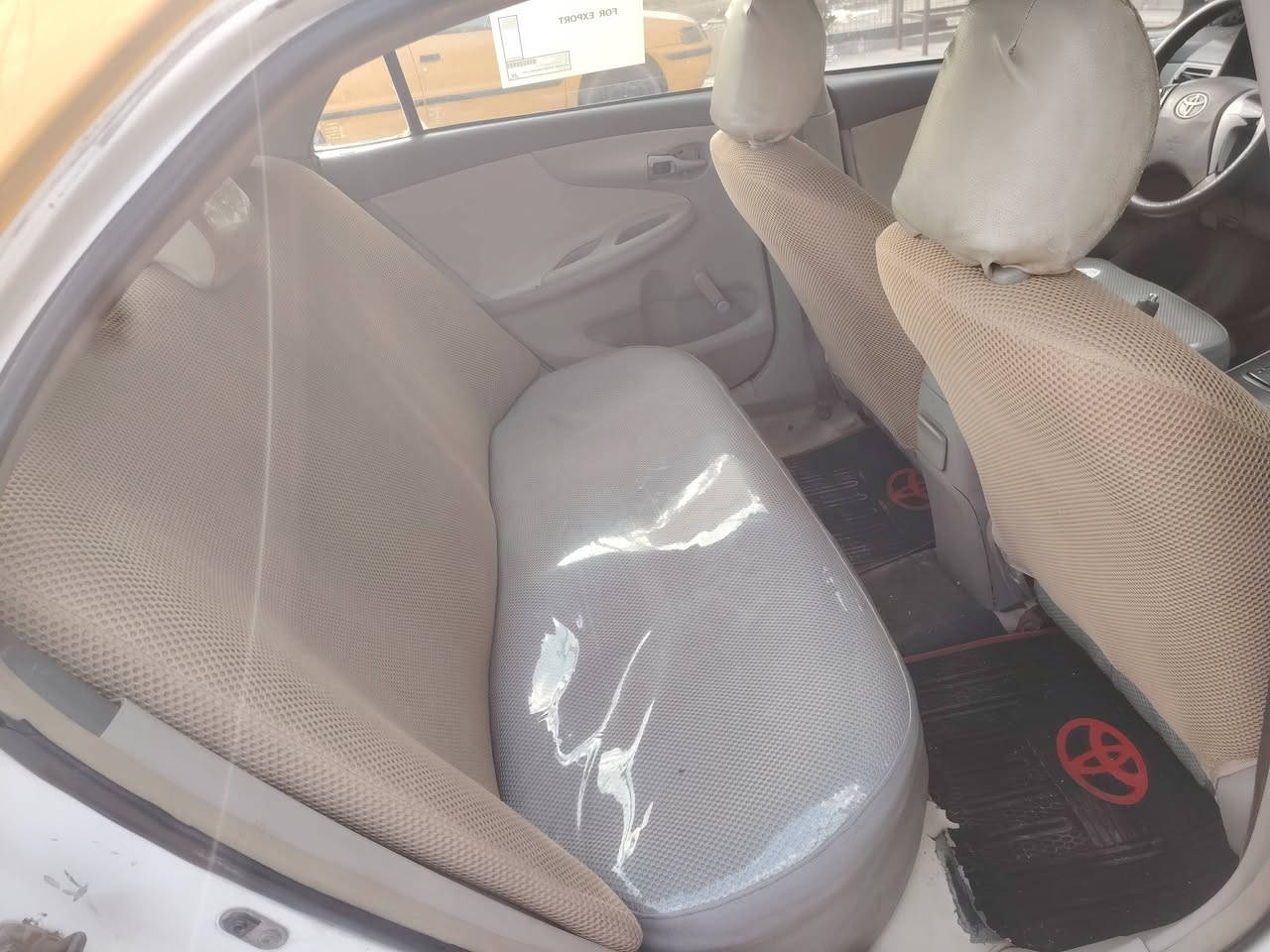 السلام عليكم كورله حجم ١٨٠٠ تبريد تدفئ شغال بسمي مكاني بغداد الزعفرانيه السعر 74ب ***********
