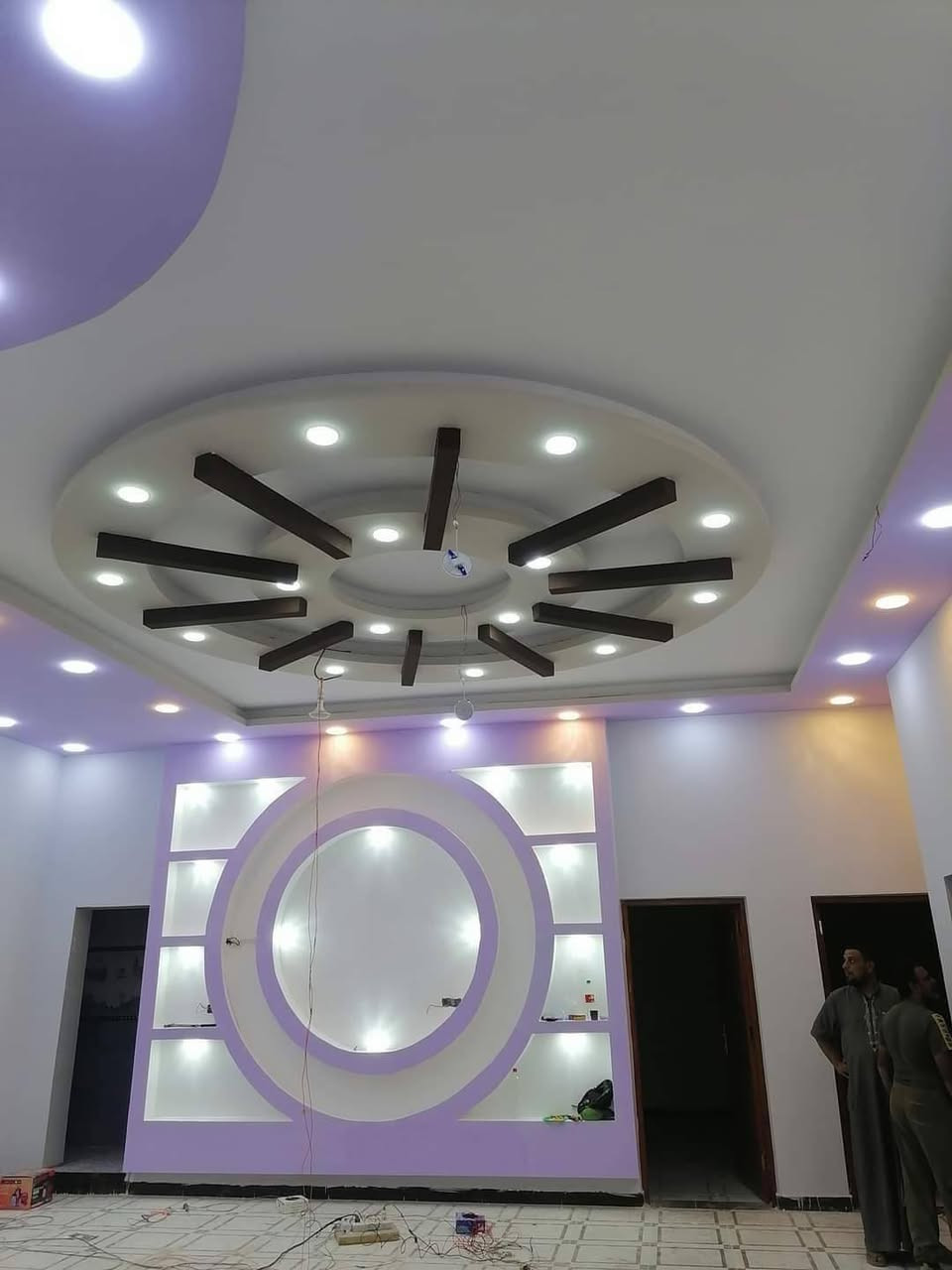 جدد بيتك اليوم.. وادفع براحتك بعدين! ✨🏡
​🔥 عرض خاص ولفترة محدودة:
تركيب أحدث السقوف الجبس بورد
 (مودرن، كلاسيك، إنارة مخفية) بالتقسيط المريح وبدون تعقيدات!

​لماذا تختارنا؟
​🛠️ خامات أصلية ومقاومة للرطوبة والحرارة.
​📐 دقة عالية في التنفيذ وبإشراف فنيين محترفين.
​⏱️ التزام تام بمواعيد التسليم.
​💳 خطط تقسيط مرنة تناسب ميزانيتك.
​💬 لا تنتظر! تواصل معنا الآن لمعاينة مجانية ومعرفة تفاصيل أقساطك:
📞 رقم الهاتف: [***********]
                       [*********** ]

📍 العنوان: [جميع مناطق السماوة ]
