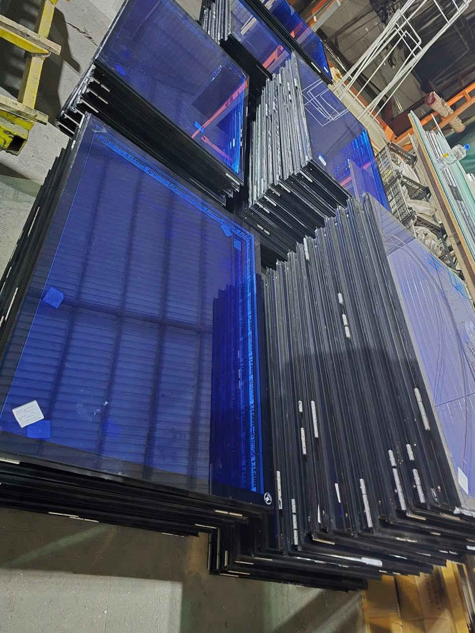 يتوفر لدى شركة كولدن كلاس
جميع انواع الزجاج المقسى 
مستعدون تجهيز جميع محافظات العراق 
للشركات والمعامل ومكاتب المقاولات والمشاريع
والمجمعات السكنيه
#زجاج_سنكل 
#زجاج_دبل_كلاص
#زجاج_١٠ملم
#زجاج_كاسيت
#لامنيت

للاستفسار
0750 8261416
الموقع اربيل صناعة تيمار
