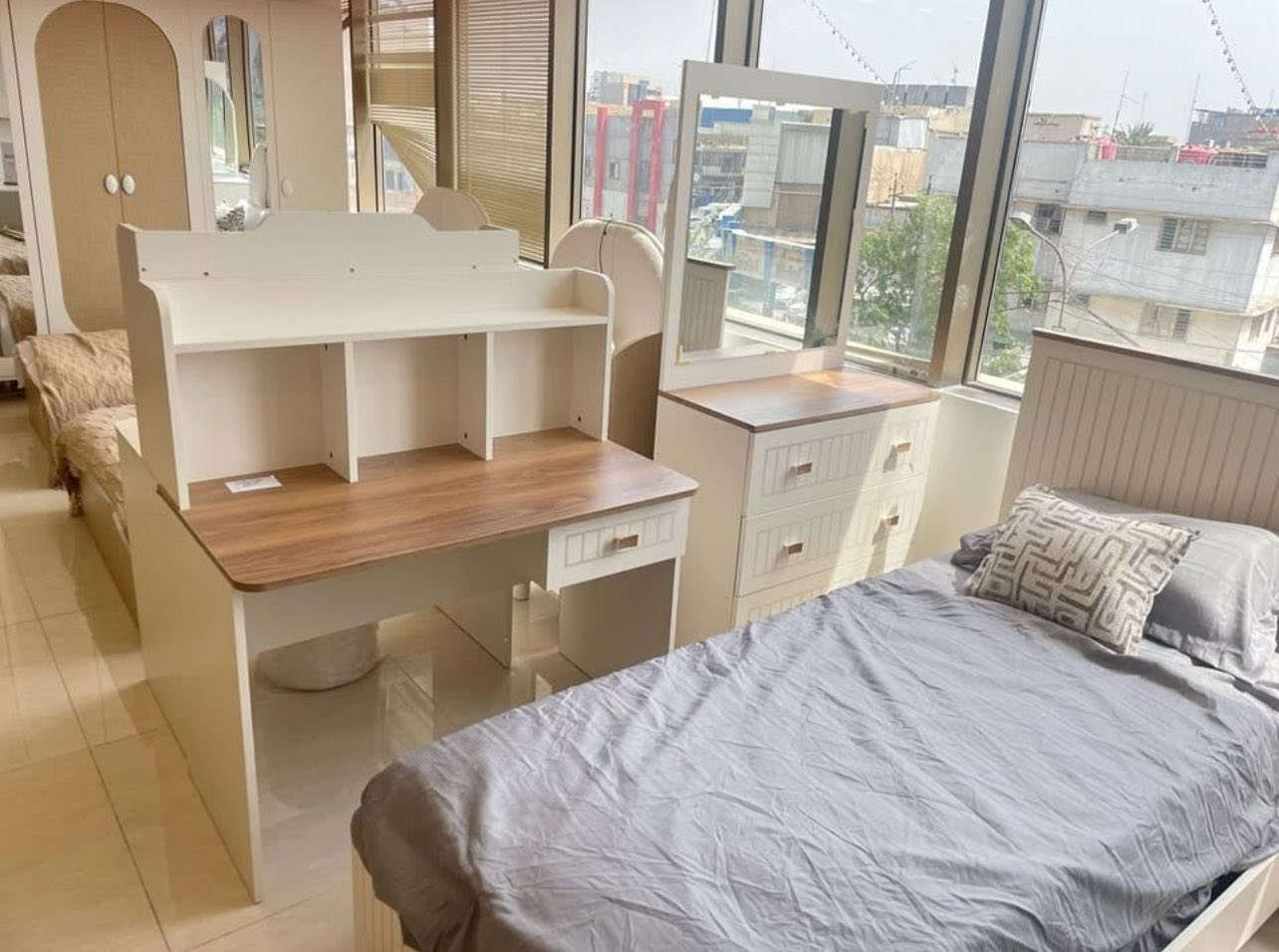 غرفه للبيع
تحيا طيبه غرفه للبيع
تفصيل.......
1 كنتور 4باب
2- مكتبه
3-جربايه نفر واحد .....4-ميز مرايه
للستفسار على الرقم - + *********** الاستفسار فقطً وتساب بدون اتصال رجاءً رجاء
