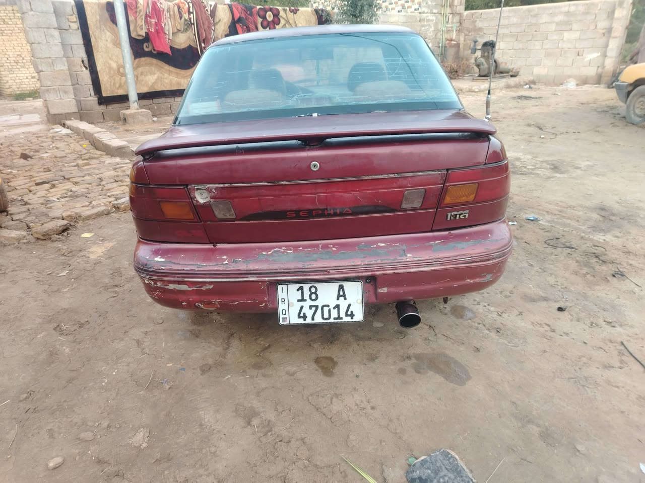 السلام عليكم كيه سيفية مديل 93سيارة جاهزه من كلشي العنوان واسط الاحرار السعر 28وبية مجال***********
