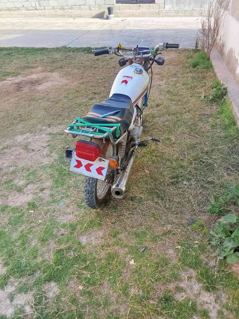 نامه للبيع موديل 18 بدون أوراق سعر 230 مكاني ديالى لخالص


**إذا كنت صاحب هذا الإعلان وتريد حذفه لأي سبب، رجاءا أرسل رسالة إلى الدعم الفني**