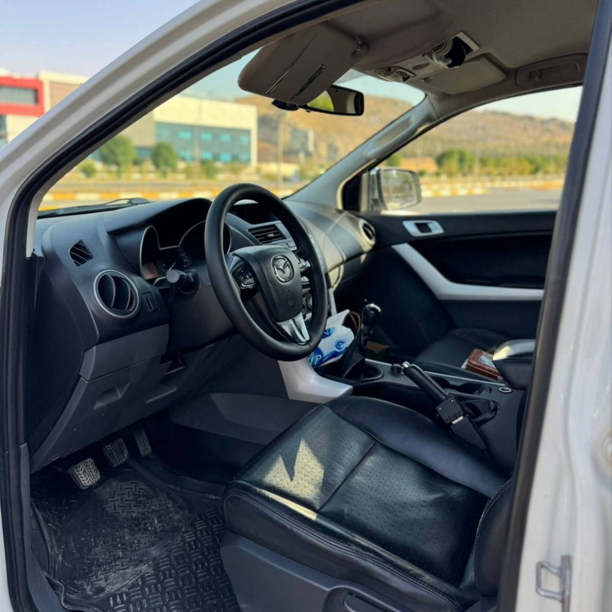 مازدا پیکاب 2014  دەبڵ ئەکسل 
فول مواسەفات دەبڵ کارەبایی و تراکشن
ڕیتایدەر و ڤۆلیوم و تەحدید سورحە
ئاوێنە شەفت و کارەبایی لایت ئۆتۆ  
فڵچە ئۆتۆ کوشن جڵد مەکینە ٢:٥ بەنزین
سەنەوی تا کۆتای ٢٠٢٧ تازەیە  
زۆر خاوێن و لۆک ماوە 
یەک بست ساردی بە چەمەلاغی سەیاقەوەیە 
 مەسرەفی تێدا نییە   

سـعـر : لە کۆمێنت داوابکە ڕاستەوخۆ بۆت دێت 📥 

گێر و مەکیەنەی بەشەرت 
هیچ کێشەیەکی تێدا نییە 

ژمارەی خاوەنەکەی 
***********
