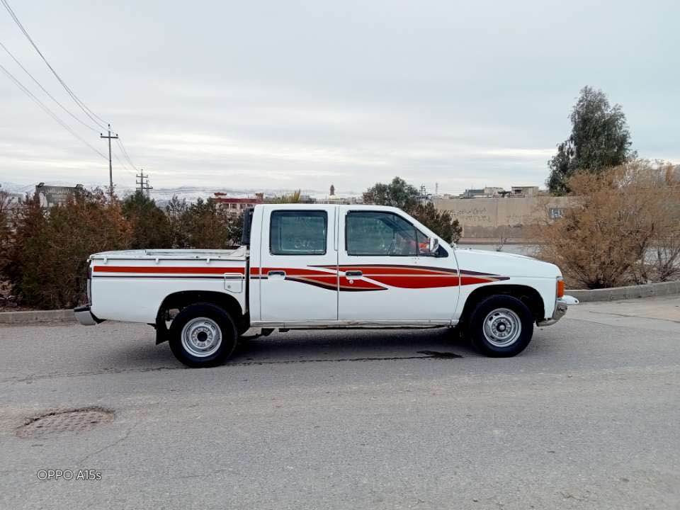 پیکاب نیسان مۆدیل1996گێڕ ئۆتۆماتیک گێڕ و مەکینەی ئەڕنەبە چوار تایەو و ویلی لۆکی لەژێرە سعر:27گەڵا گێڕ و مەکینە و ئەکسل و شانسی بەشەرت دەعمی نیە کارەبای مەزبوتە لەسلێمانیم (***********-***********) السليمانية, العراق
