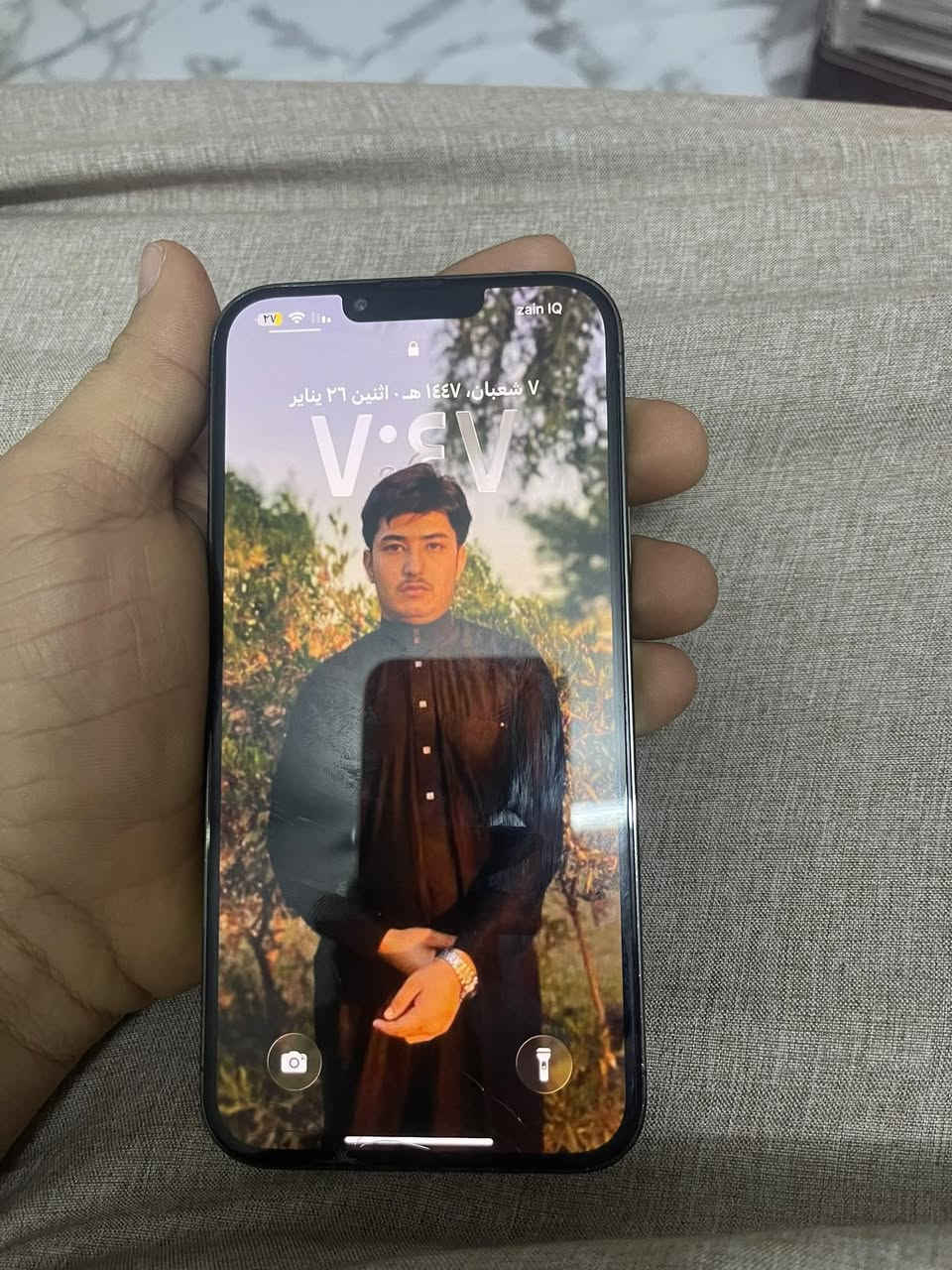 السلام عليكم ١٣ برو ماكس للبيع مبدل بطاريه اصليه فقط اصليه نسبه 100  وضهره مكسور الباقي كله شغال ومكفول ذاكره 256 السعر ٥٥٠ وبي مجال بسيط مكاني بغداد ناحيه الرشيد رقمي *********** متوفر واتساب
