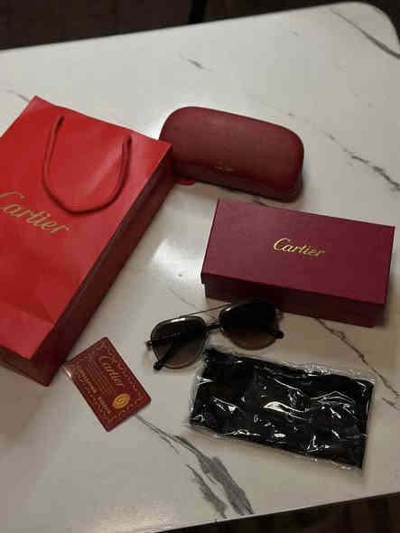 السلام عليكم 
كارتير إيطالي UV 400

تطعيم صاج مثل ما موضح بالصور

السعر مع كامل الملحقات 12 الف فقط 

التوصيل 5 آلاف دينار لكل العراق 

الحجز واتساب فقط لا يوجد خاص ***********
