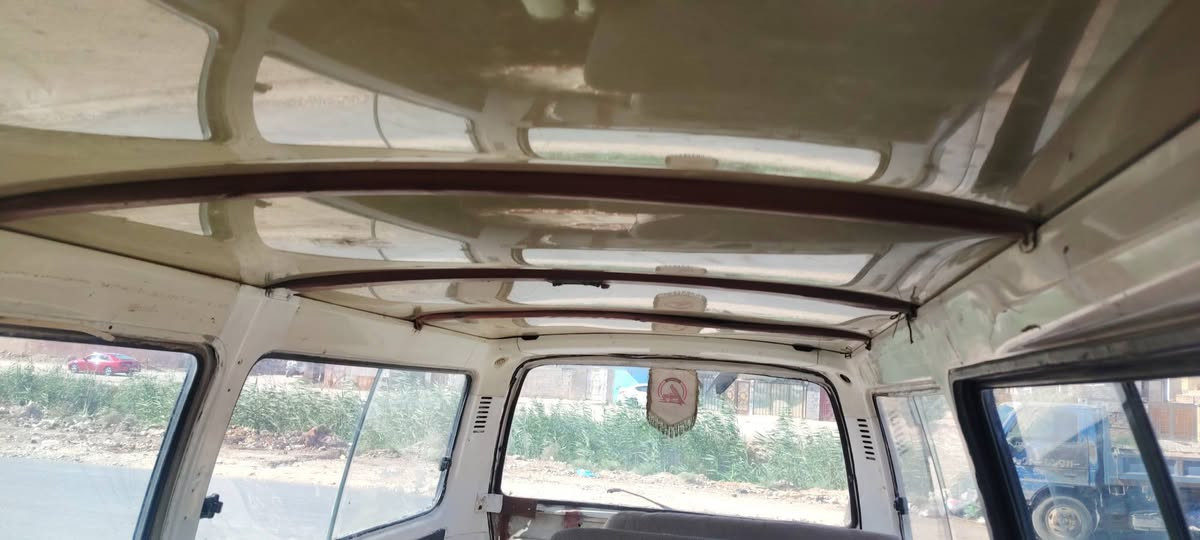 سلام عليكم سيارة هايسه موديل 96سياره جاهزه ع اخر حبايه كير مكينه اكسن صدر دواخل نضيفه سياره 14 راكب جاهزه سنويه صاقطه بل 18رقم راعيه موجود بس ما متواصل وياه خط وبث بيه رقمه بصره سعره ١٨ وبيه مجال مكان ناصريه قضاء النصر ***********
